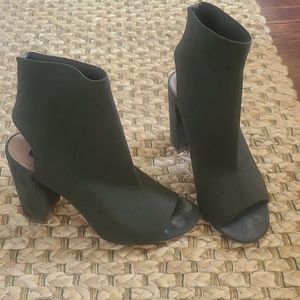 Chunky heeled bootie